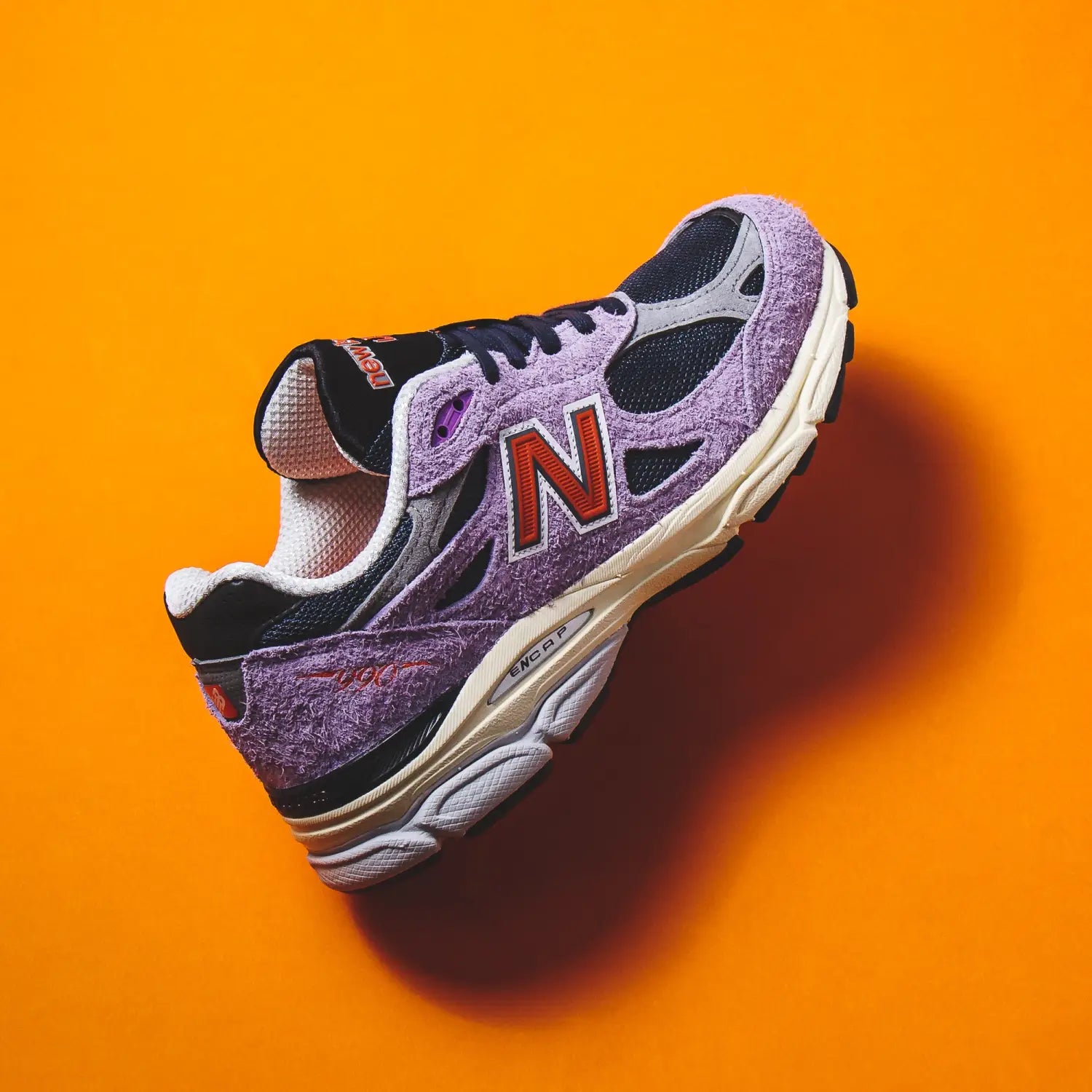 The 990v3 Gets an Amethyst Makeover (M990TD3) – Solestop.com