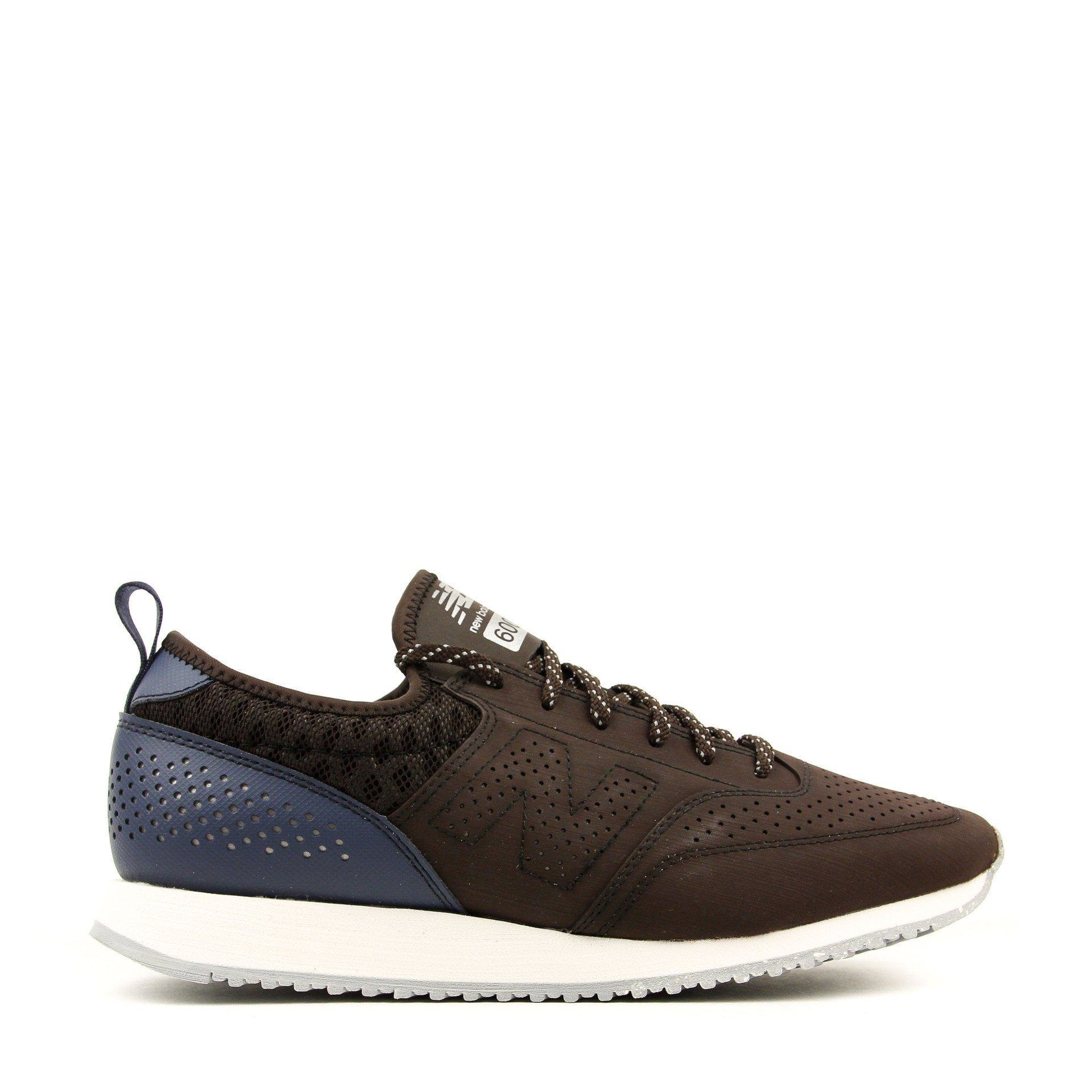 New Balance 327 Sneakers in wit multi