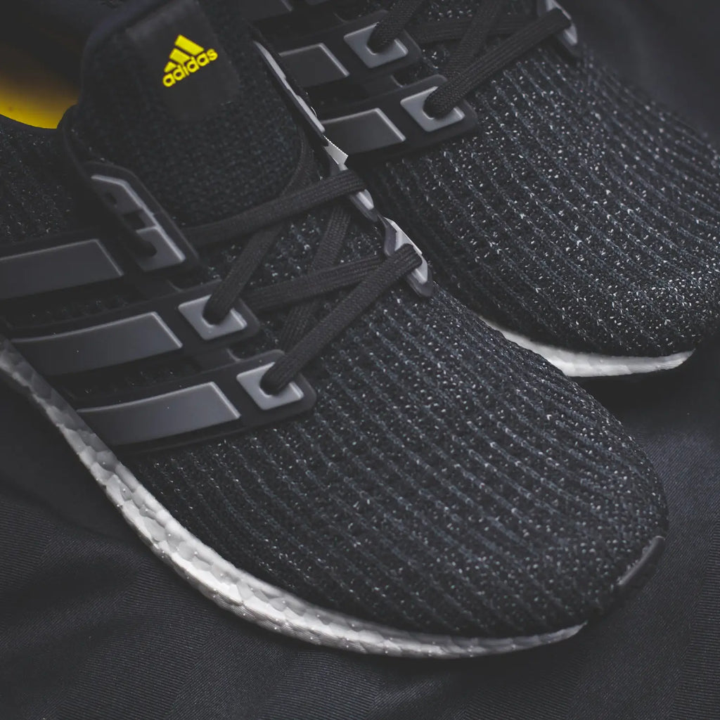 adidas Running UltraBOOST 4.0 5th Anniversary in Black/White - BB6220