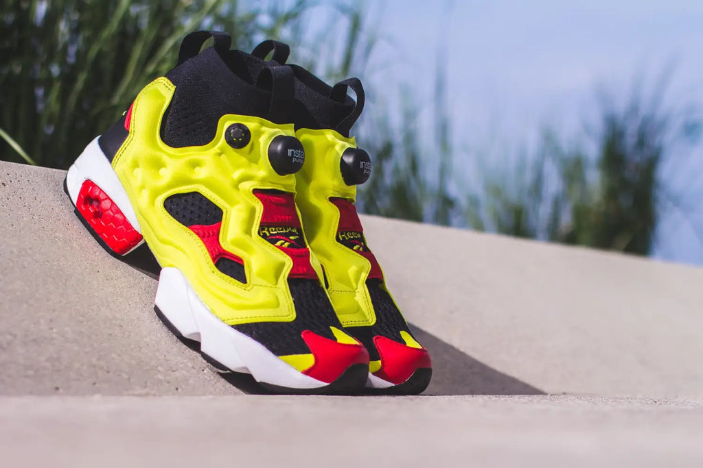 Reebok Classics InstaPump Fury Ultraknit Mid OG Citron in Black/HyperGreen - BS6367