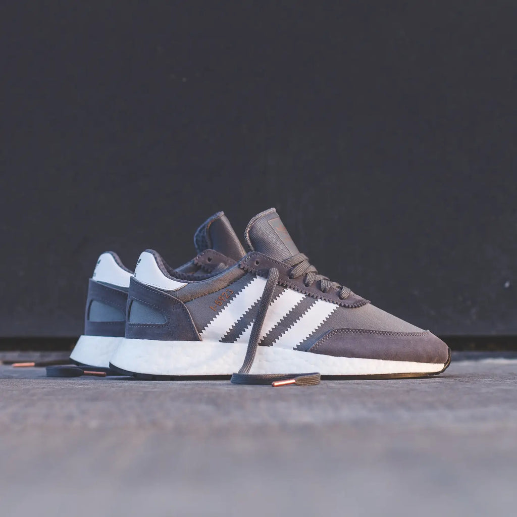 adidas Originals Iniki BOOST Runner I-5923 - Vista-Grey (BB2089) / Off-White/Blue/Red (BB2093)