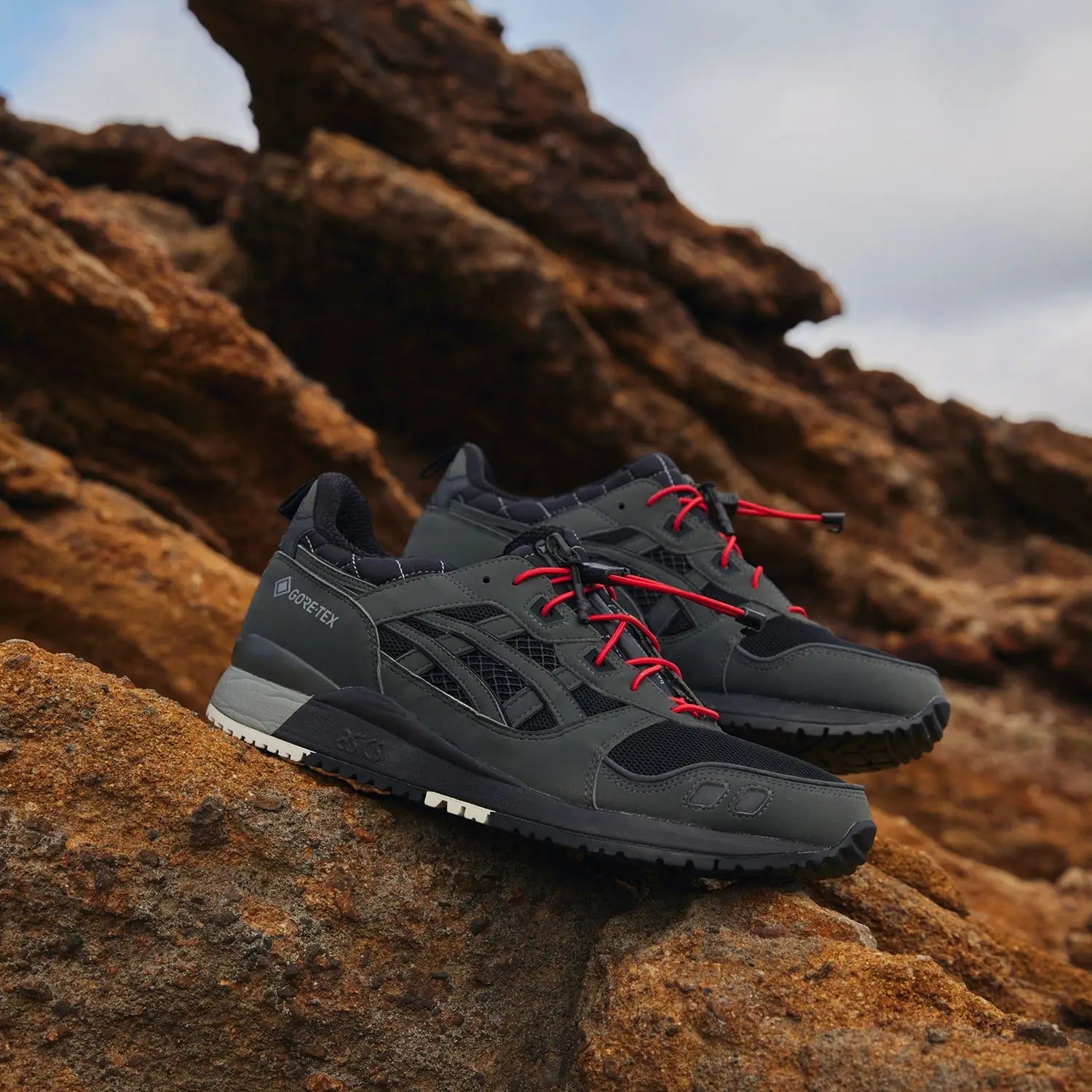 BAL x MITA SNEAKERS x ASICS GEL-LYTE III OG GTX “GORE-TEX”