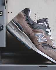 New Balance Unisex MADE in USA 997 Gray U997GY - FOOTWEAR - Canada