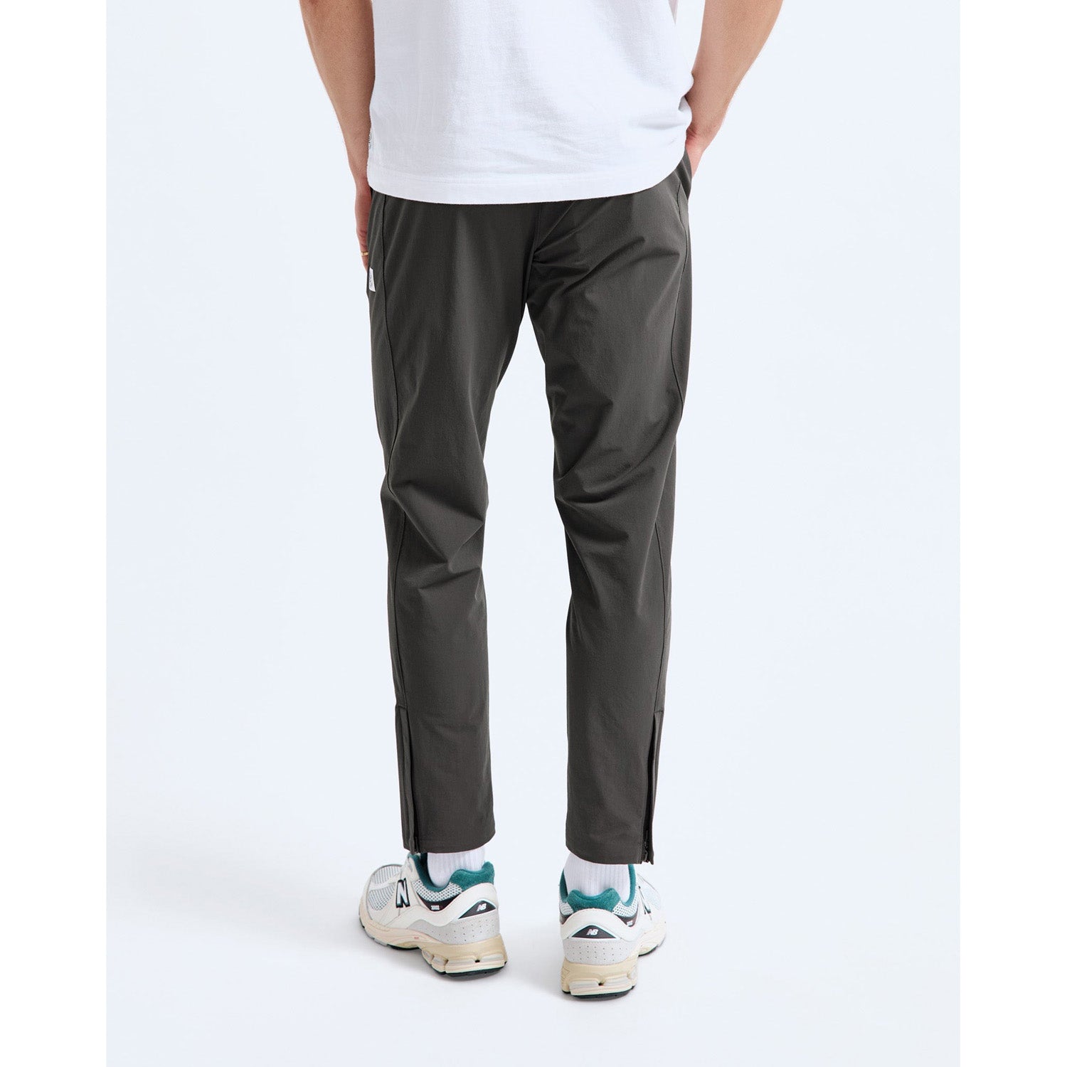 Reigning Champ Men Woven Nylon Oxford Team Pant Carbon RC-5498-CARB - BOTTOMS - Canada