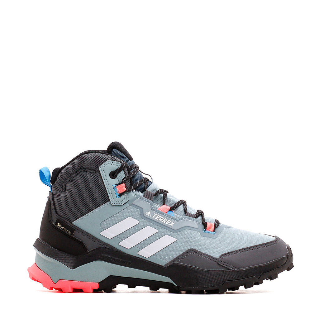 adidas Running Fluidflow Sneakers in creme
