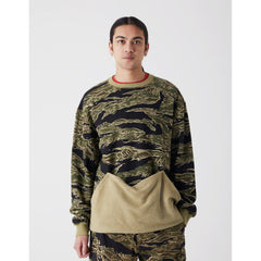 Maharishi Men Camo Harvest Crew Sweat Mint Gold Tigerstripe - SWEATERS - Canada