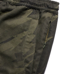 Maharishi Men Pointillist Camo Cargo Track Pants Jungle - BOTTOMS - Canada